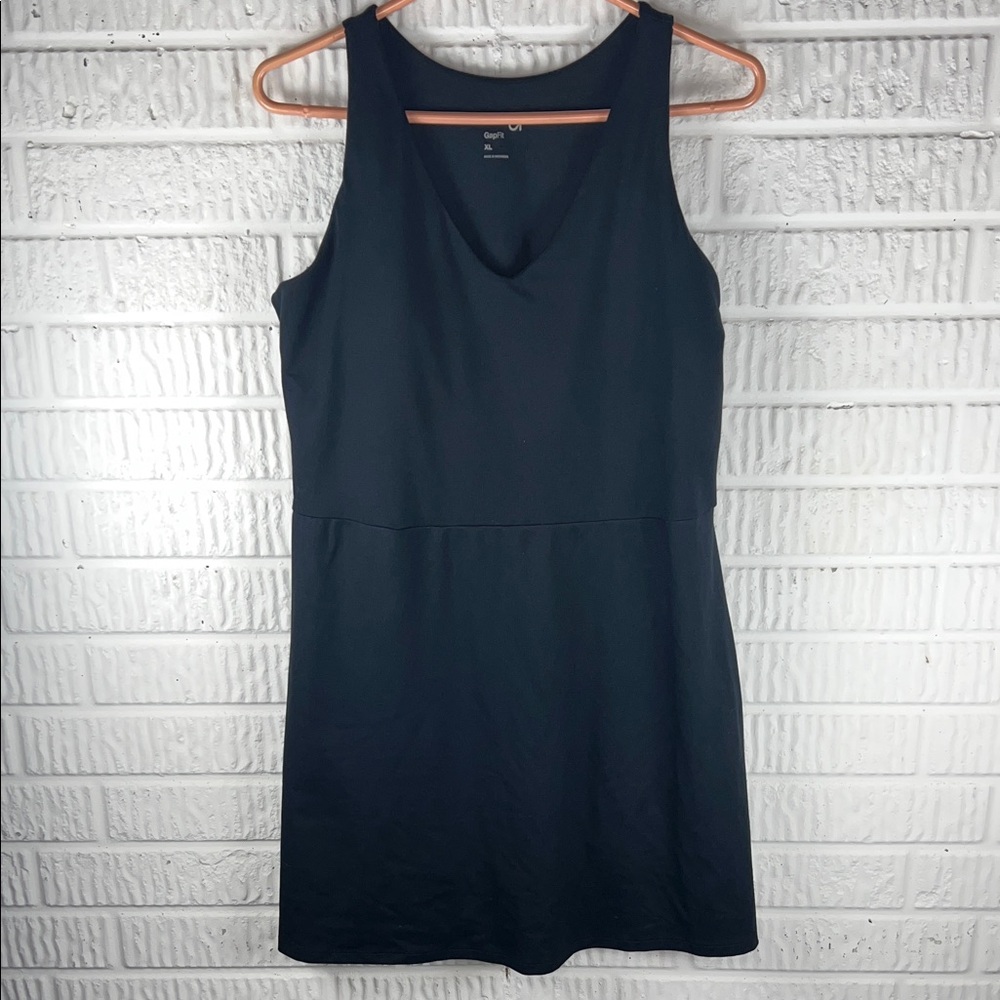 Gap Fit Classic Black Sleeveless Athletic Dress